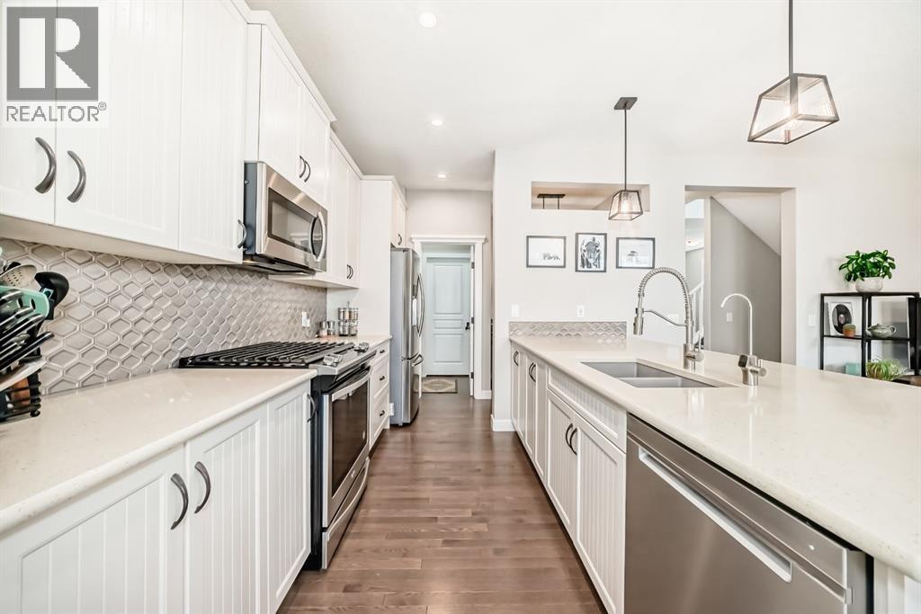 156 Masters Rise Se, Calgary, Alberta  T3M 2L5 - Photo 3 - A2302160