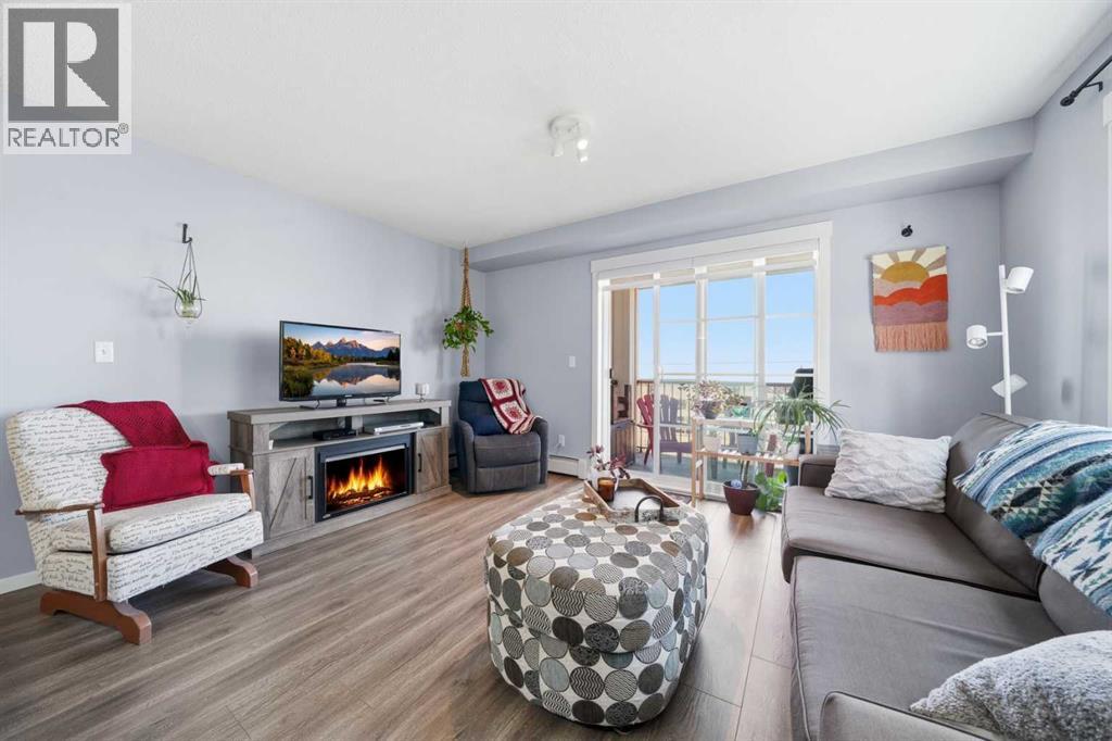 4201, 279 Copperpond Common Se, Calgary, Alberta  T2Z 1G6 - Photo 2 - A2303831