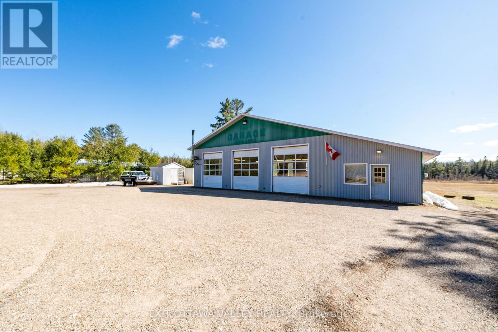 35707 HIGHWAY 17 HIGHWAY, Laurentian Hills, Ontario