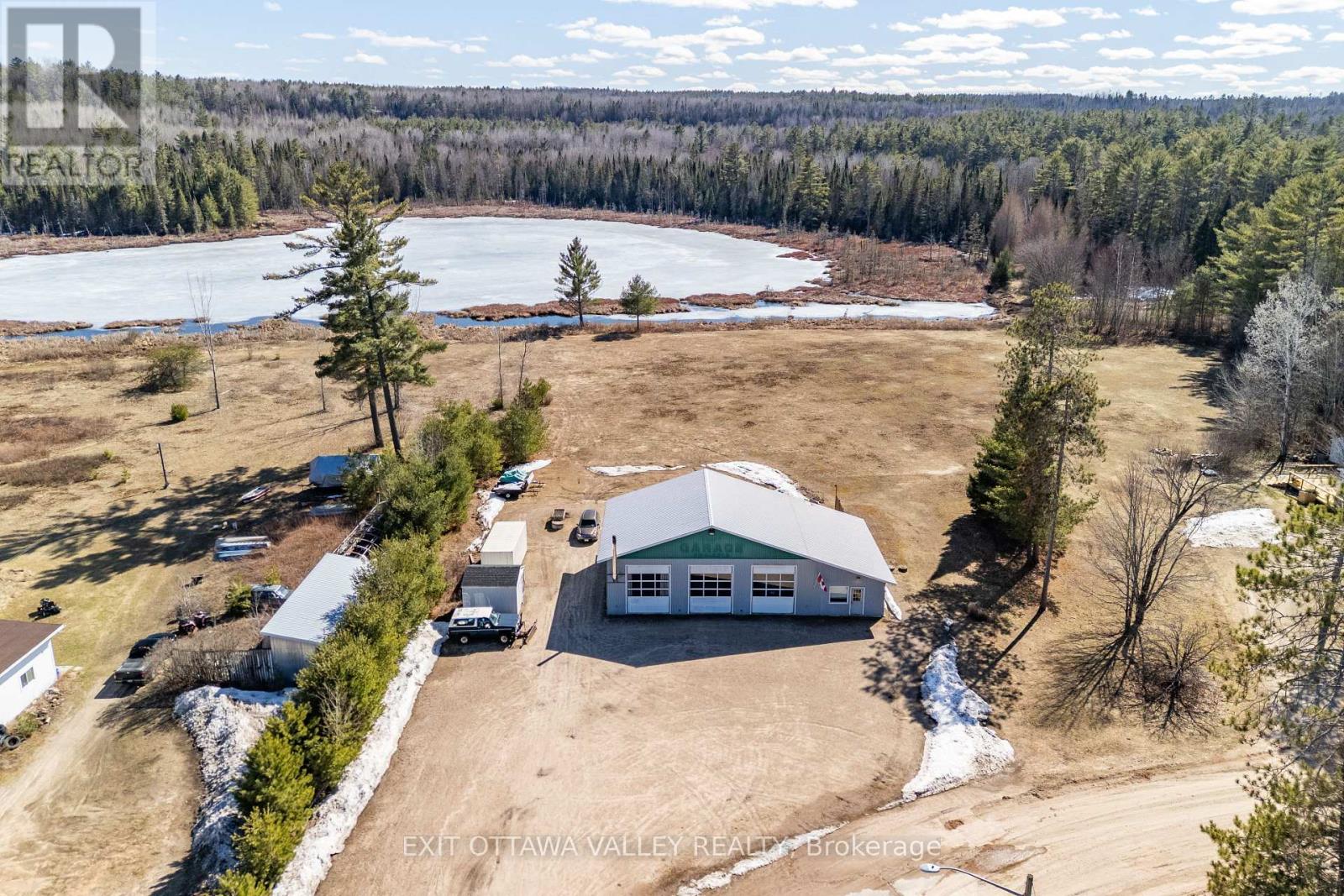 35707 Highway 17 Highway, Laurentian Hills, Ontario  K7S 3G7 - Photo 19 - X13042532
