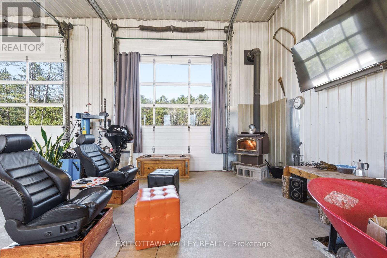 35707 Highway 17 Highway, Laurentian Hills, Ontario  K7S 3G7 - Photo 40 - X13042532