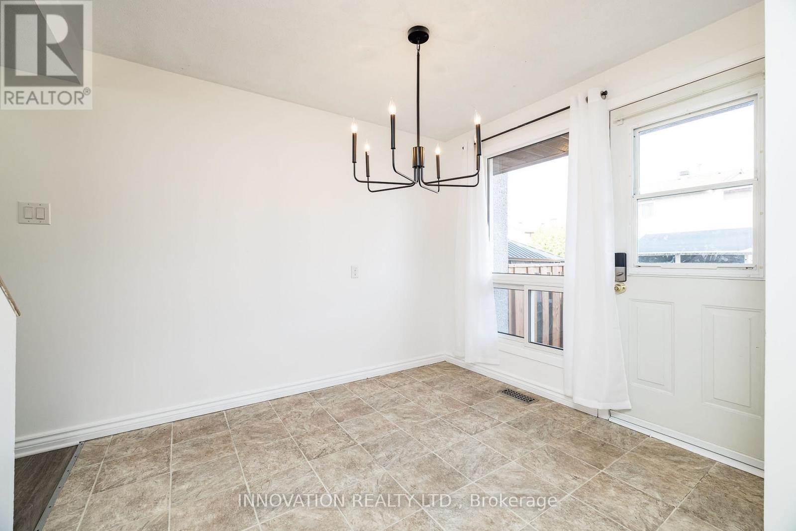 338 Woodfield Drive, Ottawa, Ontario  K2G 3W9 - Photo 11 - X13042514