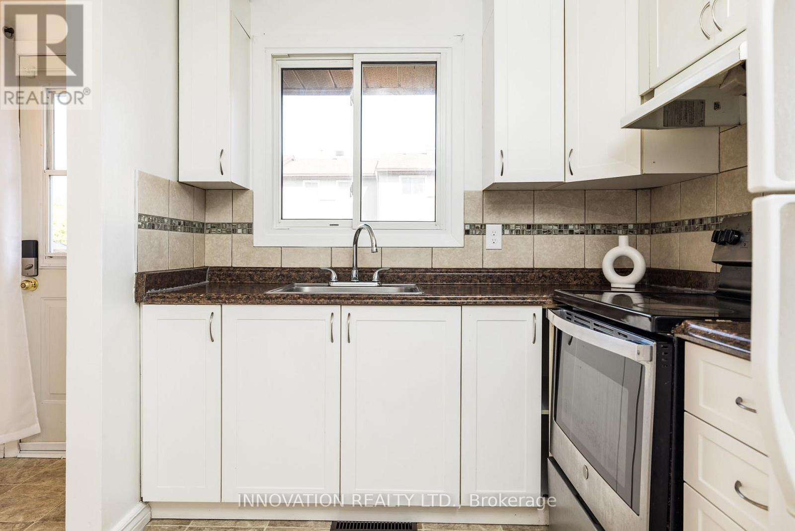 338 Woodfield Drive, Ottawa, Ontario  K2G 3W9 - Photo 13 - X13042514