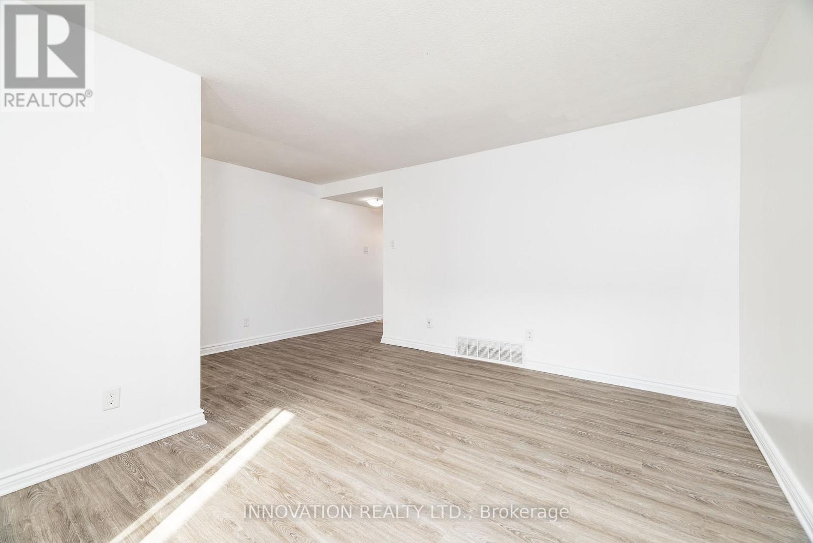 338 Woodfield Drive, Ottawa, Ontario  K2G 3W9 - Photo 9 - X13042514