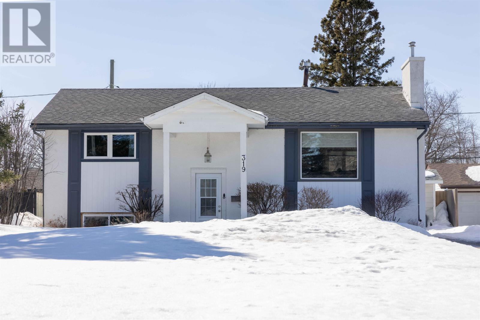 319 Ford St. N., Thunder Bay, Ontario