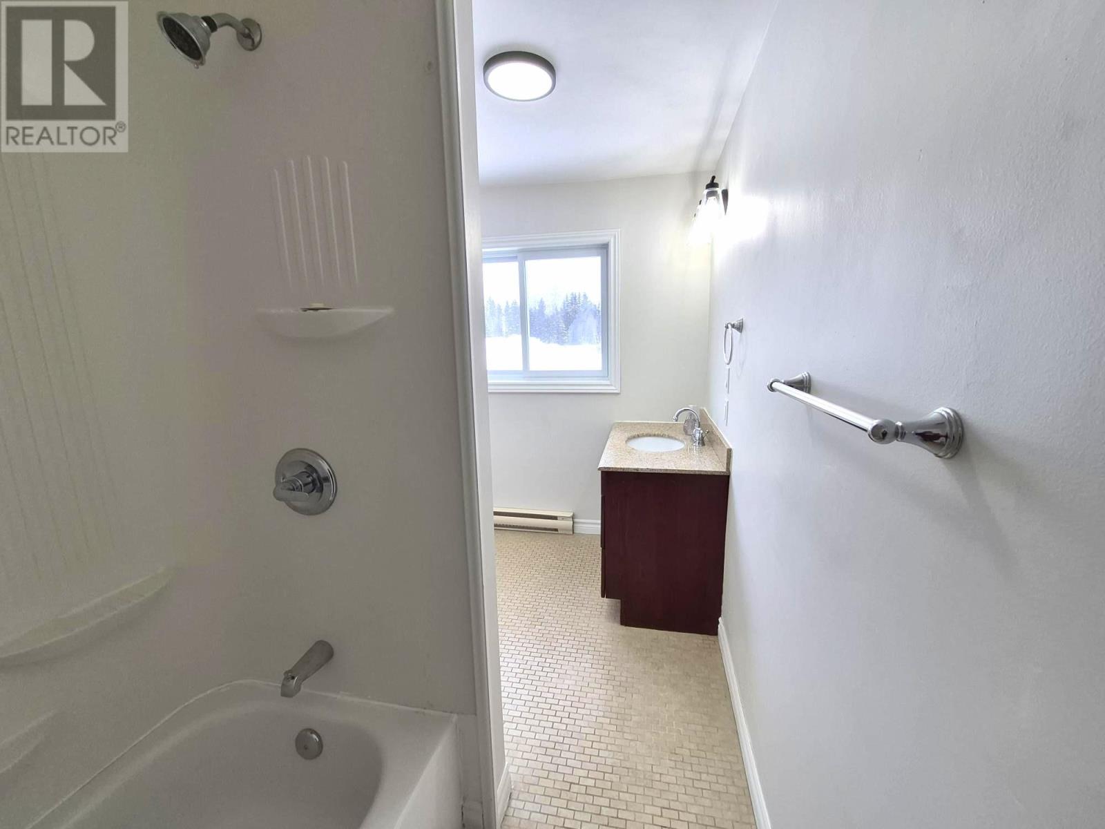 40 Stevens Ave, Marathon, Ontario  P0T 2E0 - Photo 20 - TB2600773