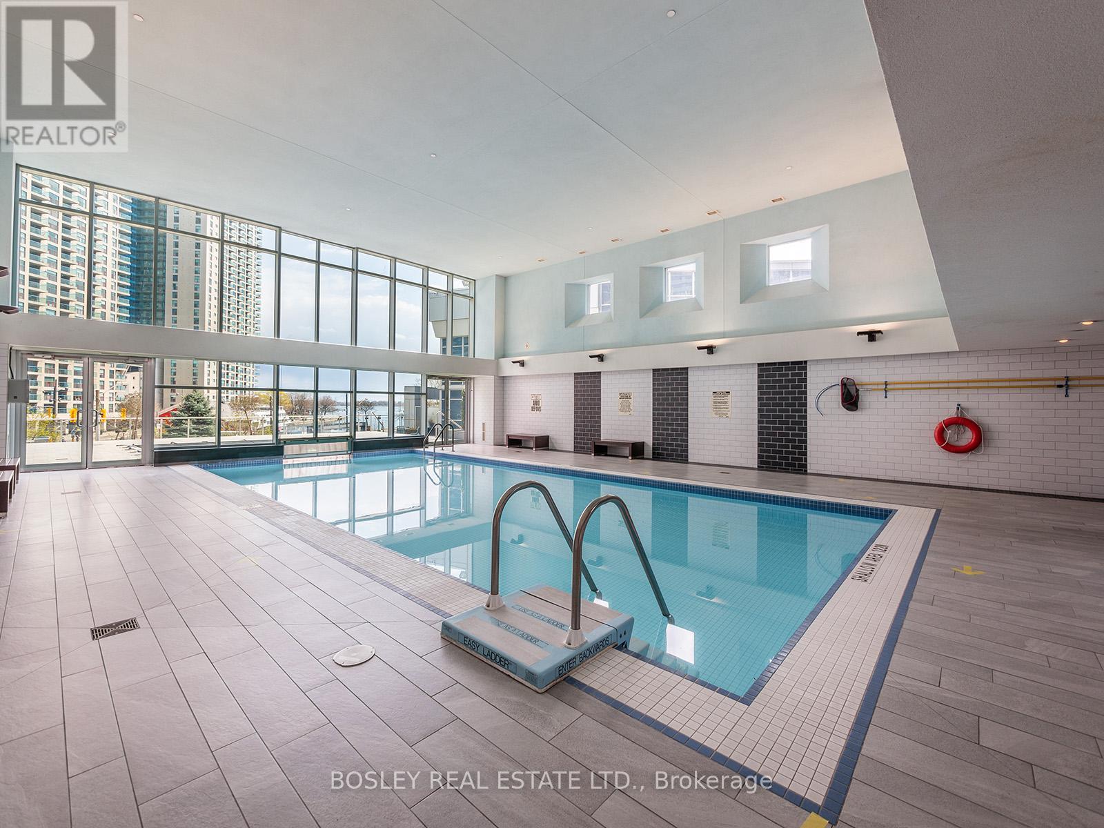 2011 - 218 Queens Quay W, Toronto, Ontario  M5J 2Y6 - Photo 26 - C13035366