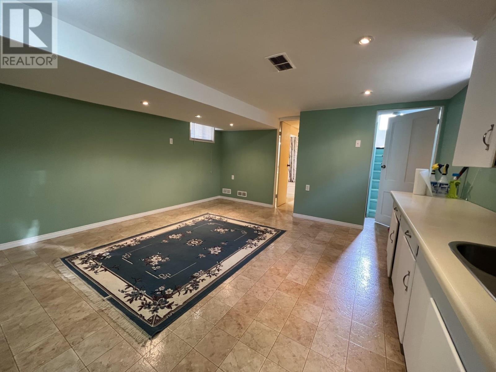 127 Johnson Ave, Thunder Bay, Ontario  P7B 2V9 - Photo 17 - TB2600804