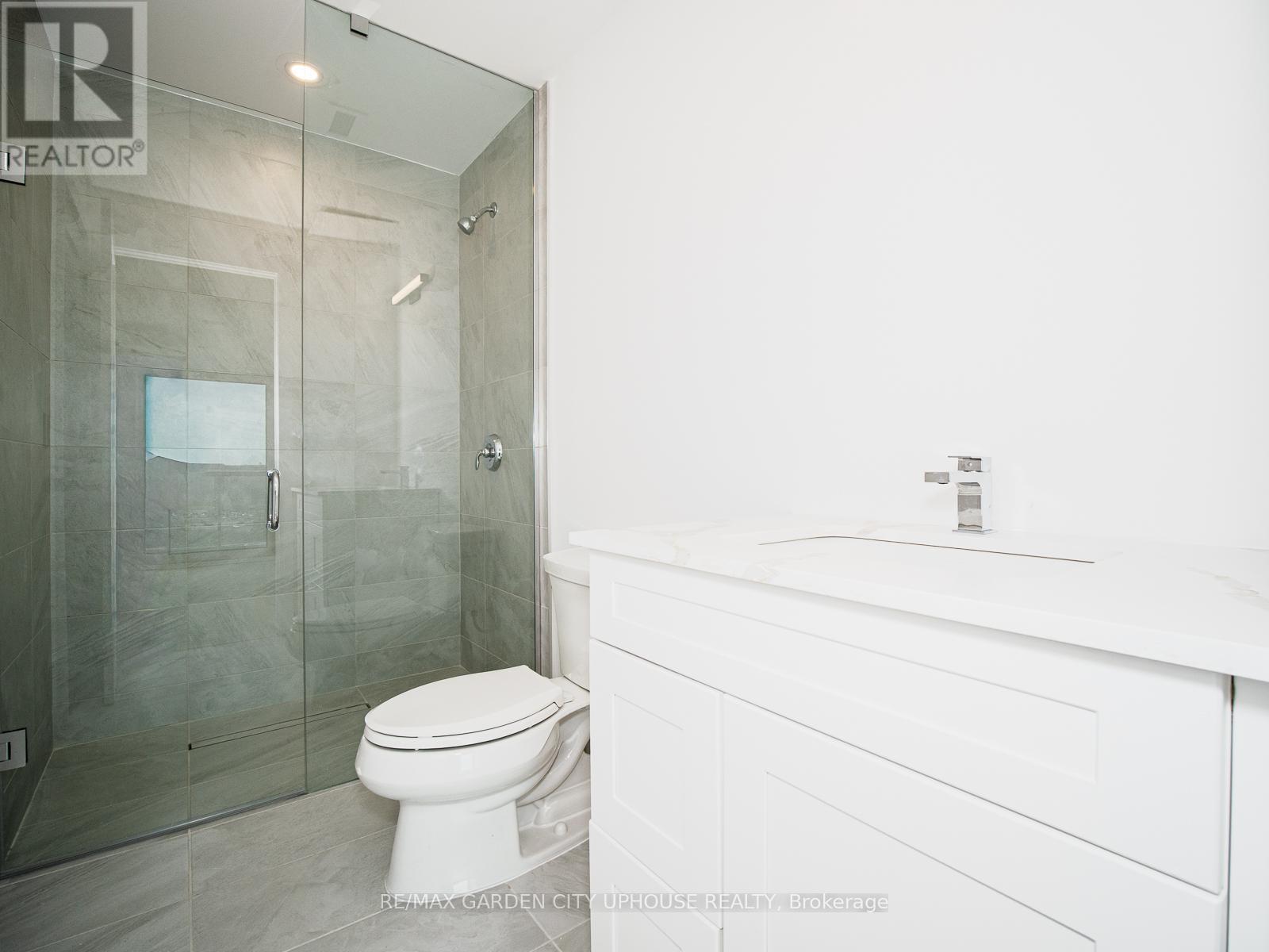 904 - 57 Carlisle Street, St. Catharines, Ontario  L2R 7N6 - Photo 6 - X12881660