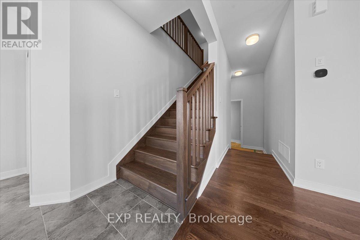 2027 Checkerspot Avenue, Ottawa, Ontario  K0A 2Z0 - Photo 8 - X13029232