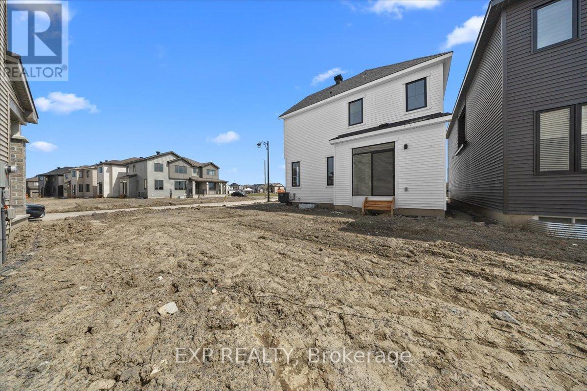 2027 Checkerspot Avenue, Ottawa, Ontario  K0A 2Z0 - Photo 37 - X13029232