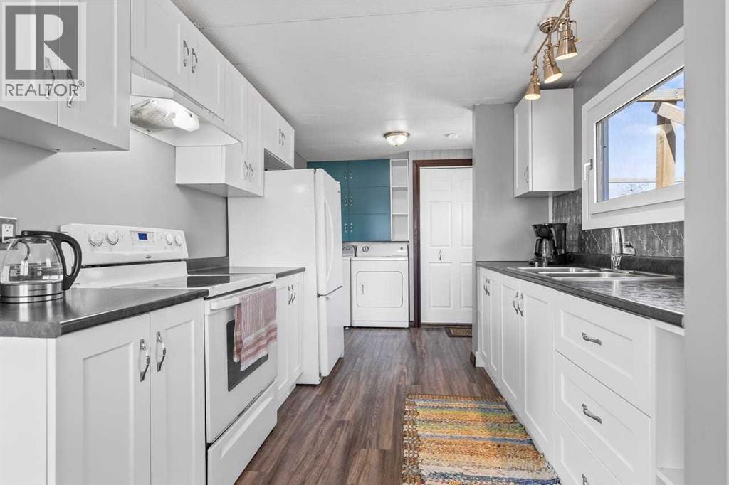 228 Railway Avenue, Mossleigh, Alberta  T0L 1P0 - Photo 6 - A2305036