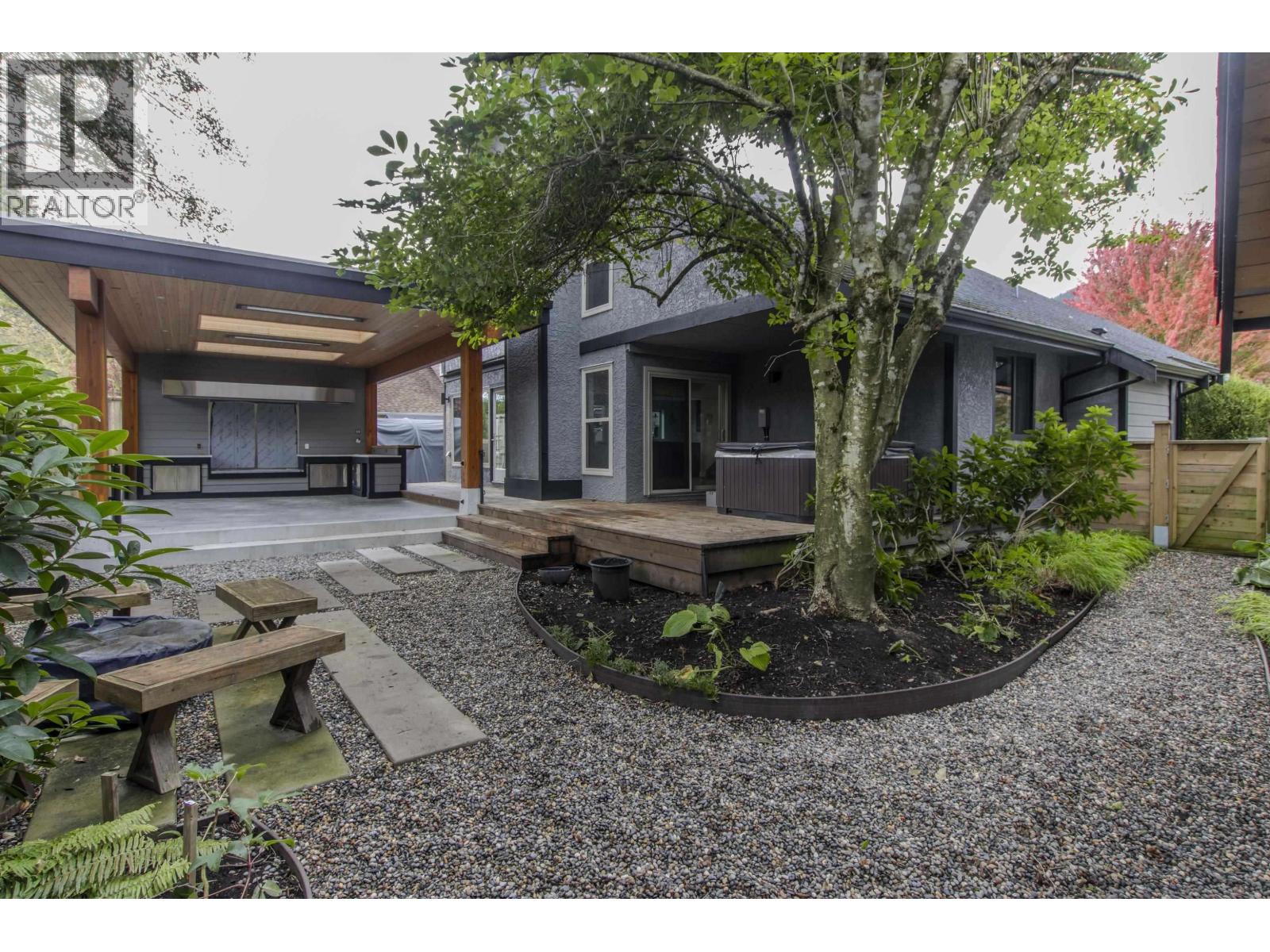 41281 Meadow Avenue, Squamish, British Columbia  V0N 1T0 - Photo 23 - R3115590