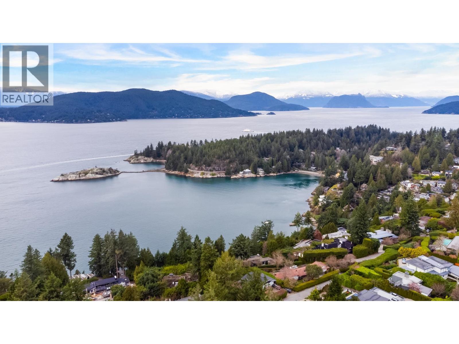 6220 Summit Avenue, West Vancouver, British Columbia  V7W 1Y2 - Photo 39 - R3115597