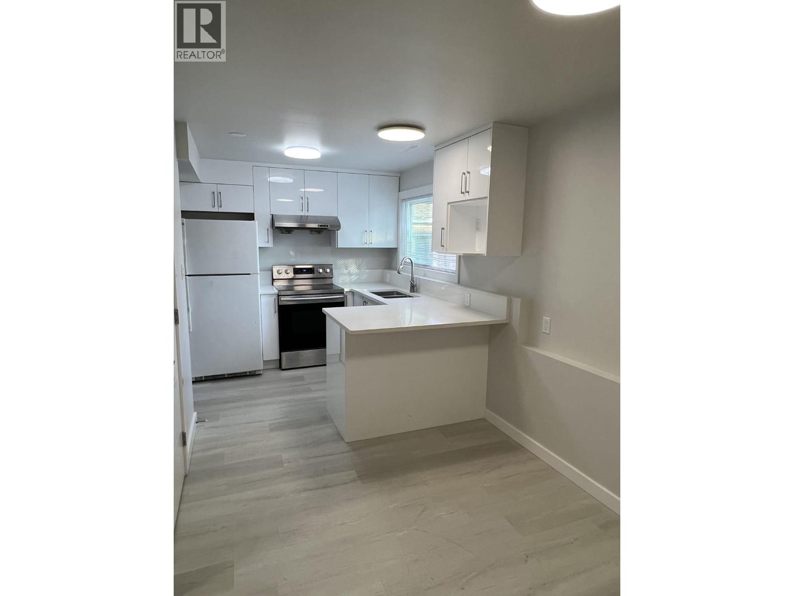 Sechelt Drive, Coquitlam, British Columbia  V3B 5X9 - Photo 2 - R3115610