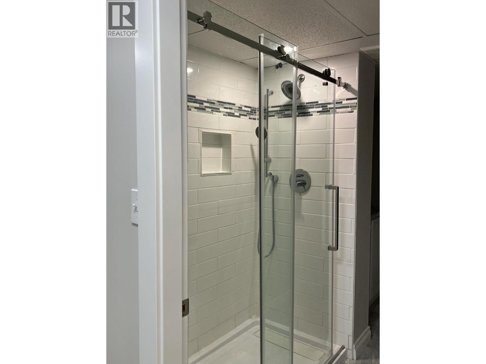 Sechelt Drive, Coquitlam, British Columbia  V3B 5X9 - Photo 8 - R3115610