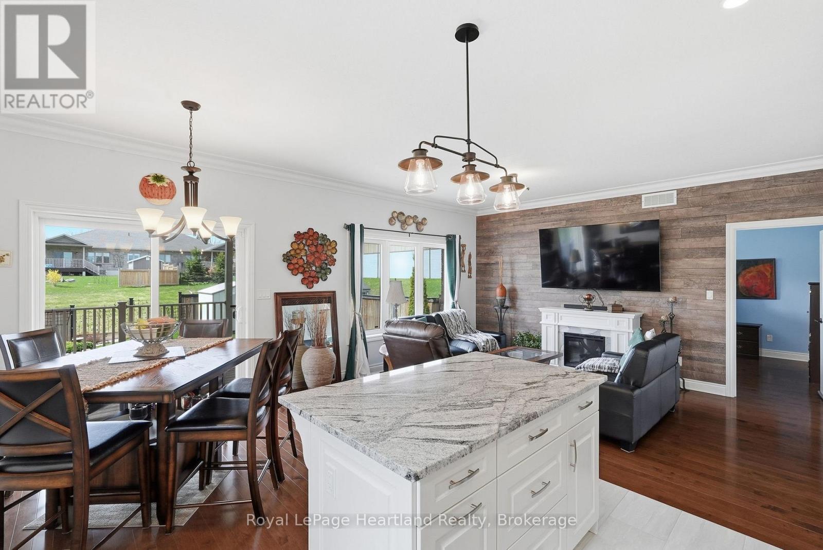 6 Brown Street S, Minto, Ontario  N0G 1M0 - Photo 15 - X13042462