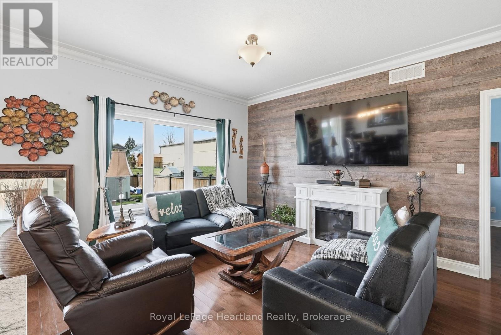 6 Brown Street S, Minto, Ontario  N0G 1M0 - Photo 9 - X13042462