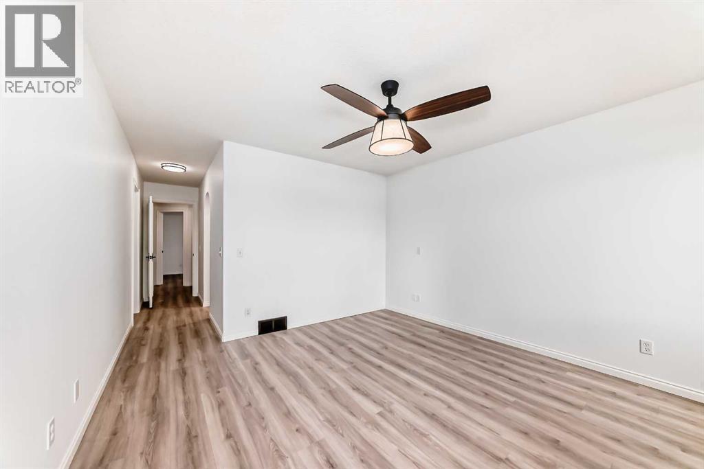 228 Woodside Crescent Nw, Airdrie, Alberta  T4B 2G8 - Photo 33 - A2298688