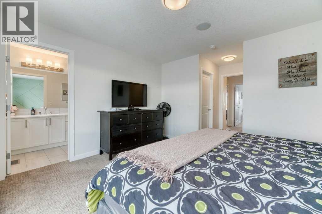 204 Sundown Road, Cochrane, Alberta  T4C 2M5 - Photo 33 - A2301329