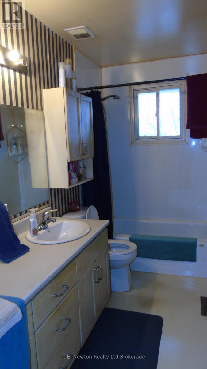 17 Devon Court, Tillsonburg, Ontario  N4G 4K3 - Photo 21 - X13042566