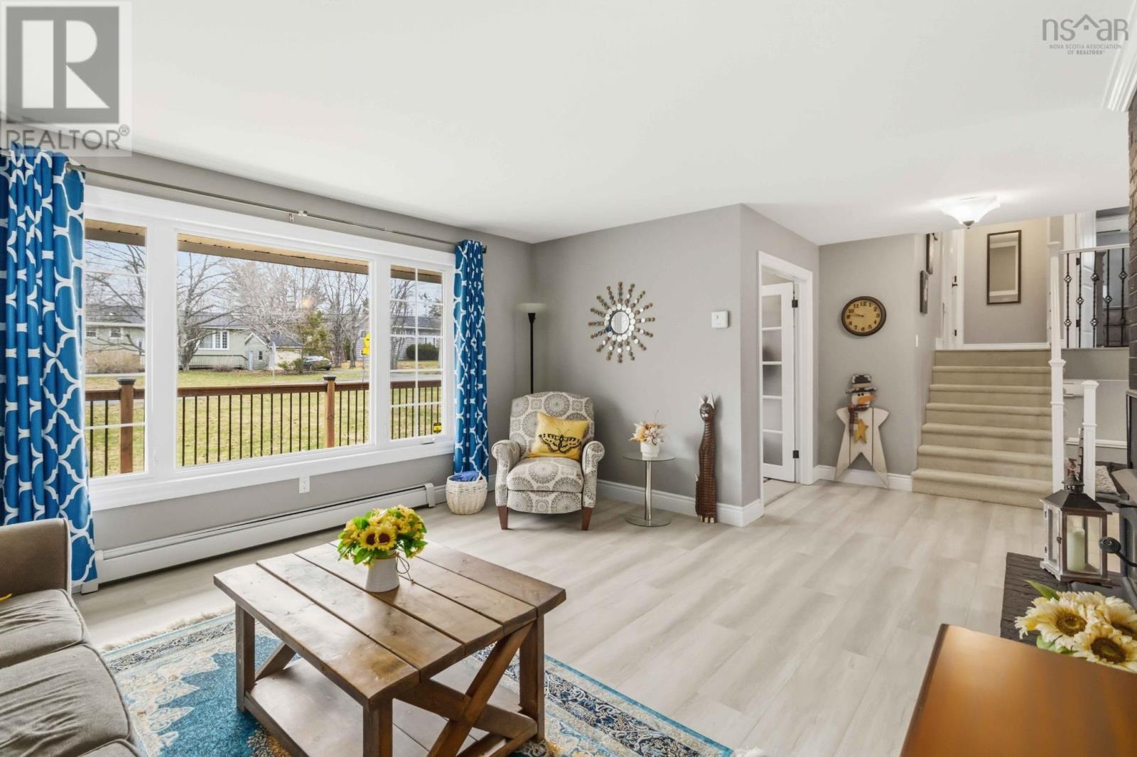 29 Lively Road, Middle Sackville, Nova Scotia  B4E 3A9 - Photo 5 - 202608592