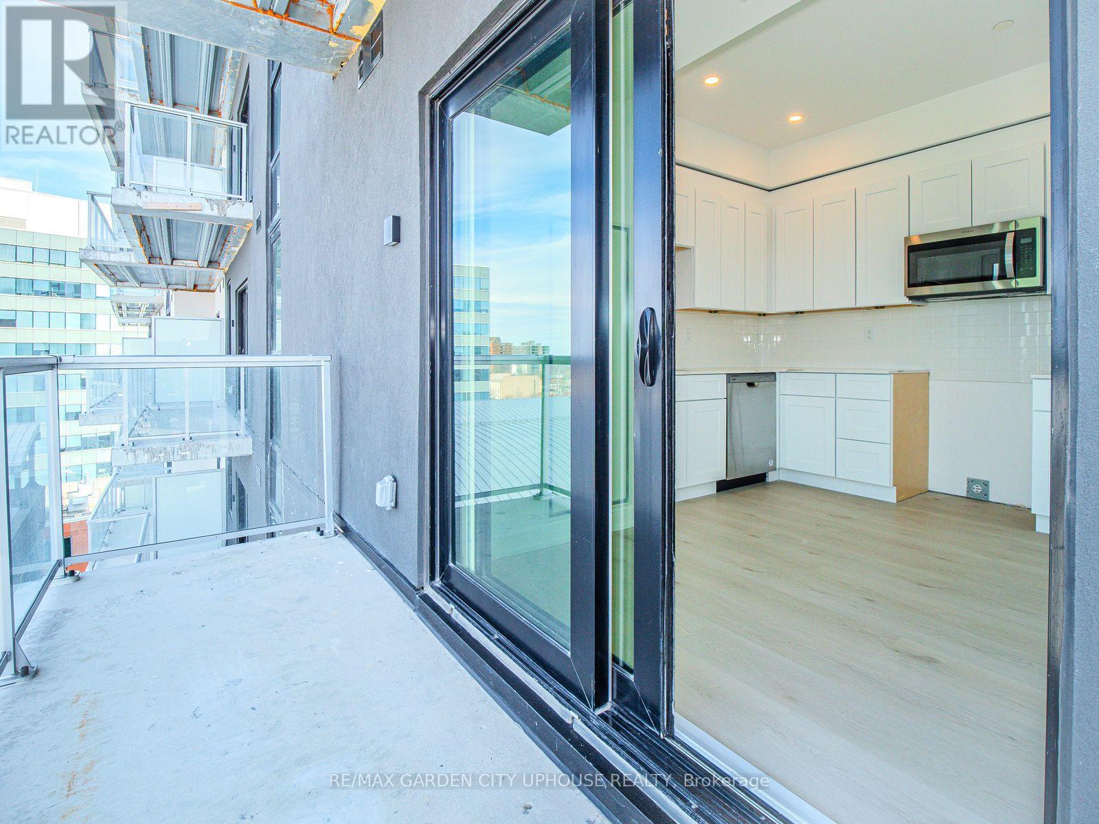 901 - 57 Carlisle Street, St. Catharines, Ontario  L2R 7N6 - Photo 10 - X12881330