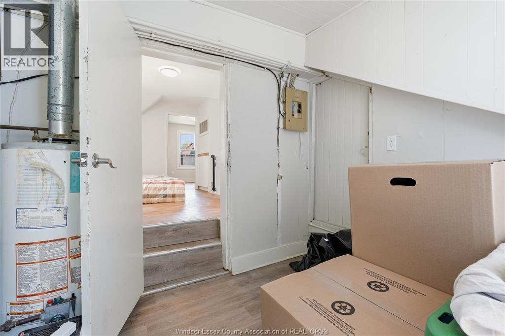 1021 Wellington Avenue, Windsor, Ontario  N9A 5K2 - Photo 13 - 26009173