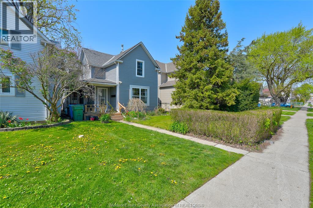 1021 Wellington Avenue, Windsor, Ontario  N9A 5K2 - Photo 3 - 26009173