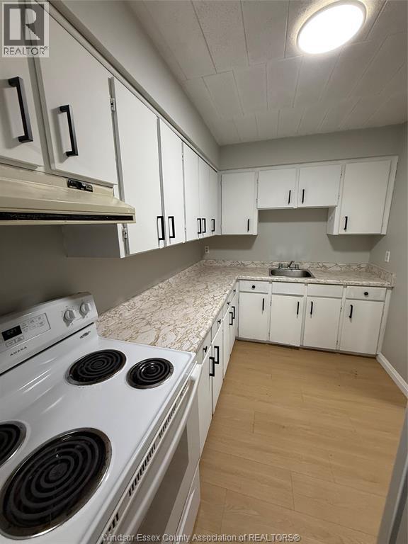 1547 Pelletier Unit# 8, Windsor, Ontario  N9B 1S4 - Photo 5 - 26009167