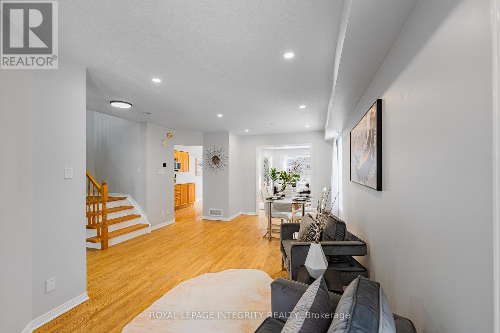 111 Hemlo Crescent, Ottawa, Ontario  K2T 1C9 - Photo 6 - X13039816