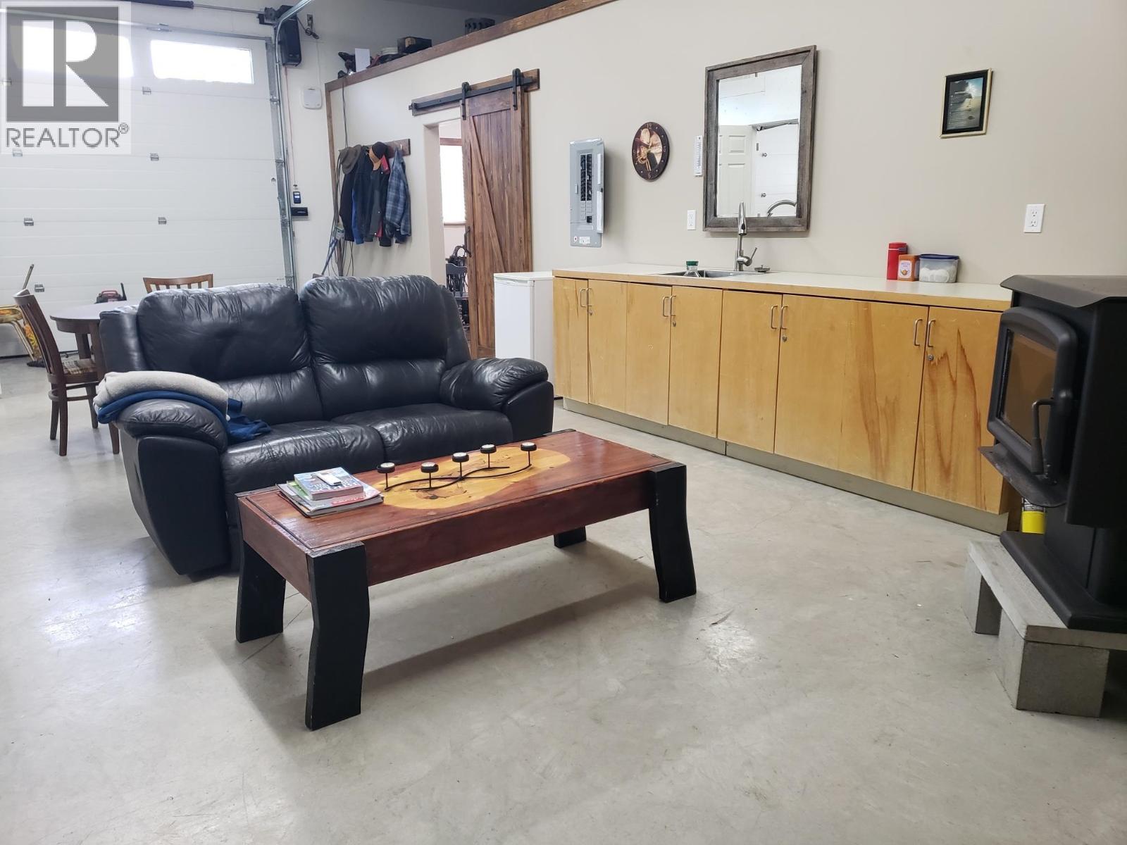 7461 Gauthier Road, Lone Butte, British Columbia  V0K 1X3 - Photo 6 - R3110202