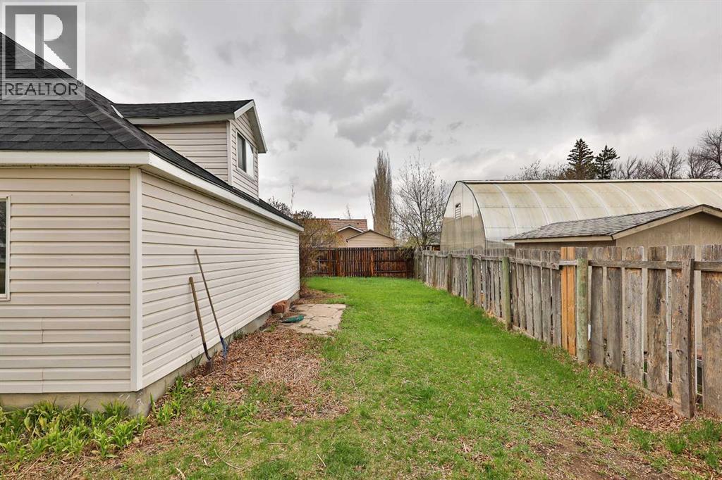 29 W 1 Avenue  N, Magrath, Alberta  T0K 1J0 - Photo 34 - A2303972