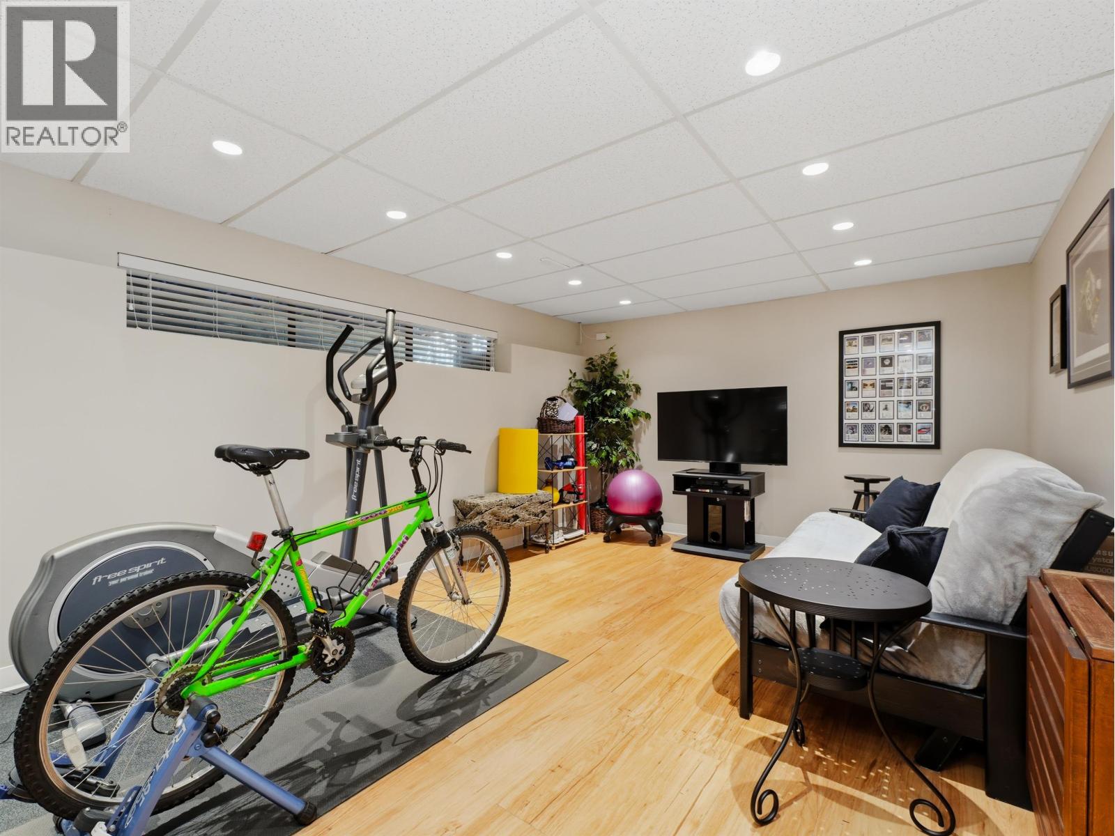 3862 Pentland Court, Burnaby, British Columbia  V3N 4L4 - Photo 25 - R3115436