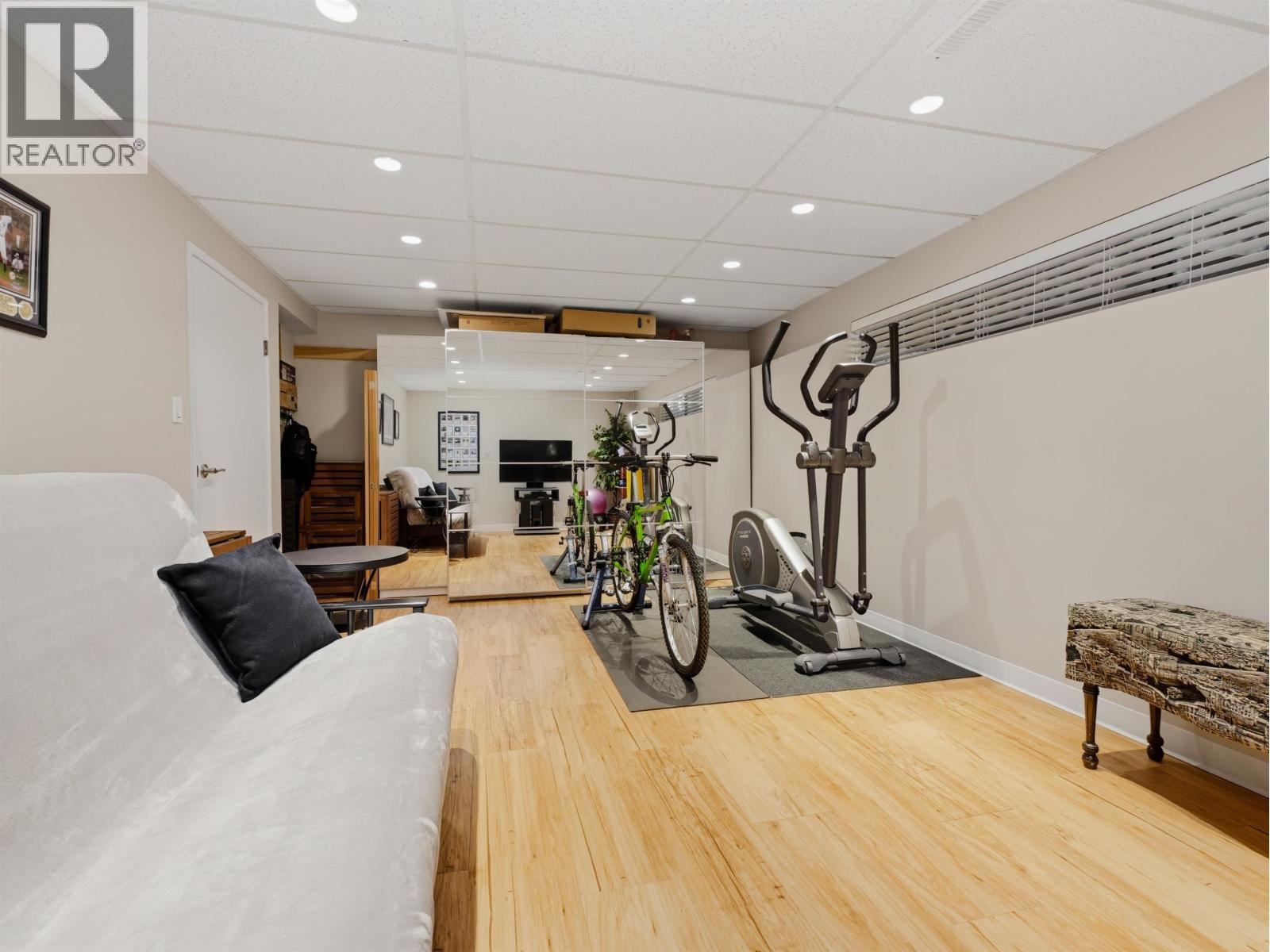 3862 Pentland Court, Burnaby, British Columbia  V3N 4L4 - Photo 26 - R3115436