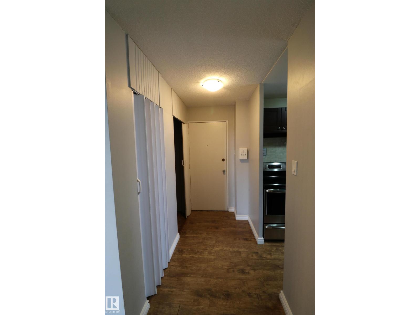 #1403 9816 112 St Nw, Edmonton, Alberta  T5K 1L5 - Photo 10 - E4484122