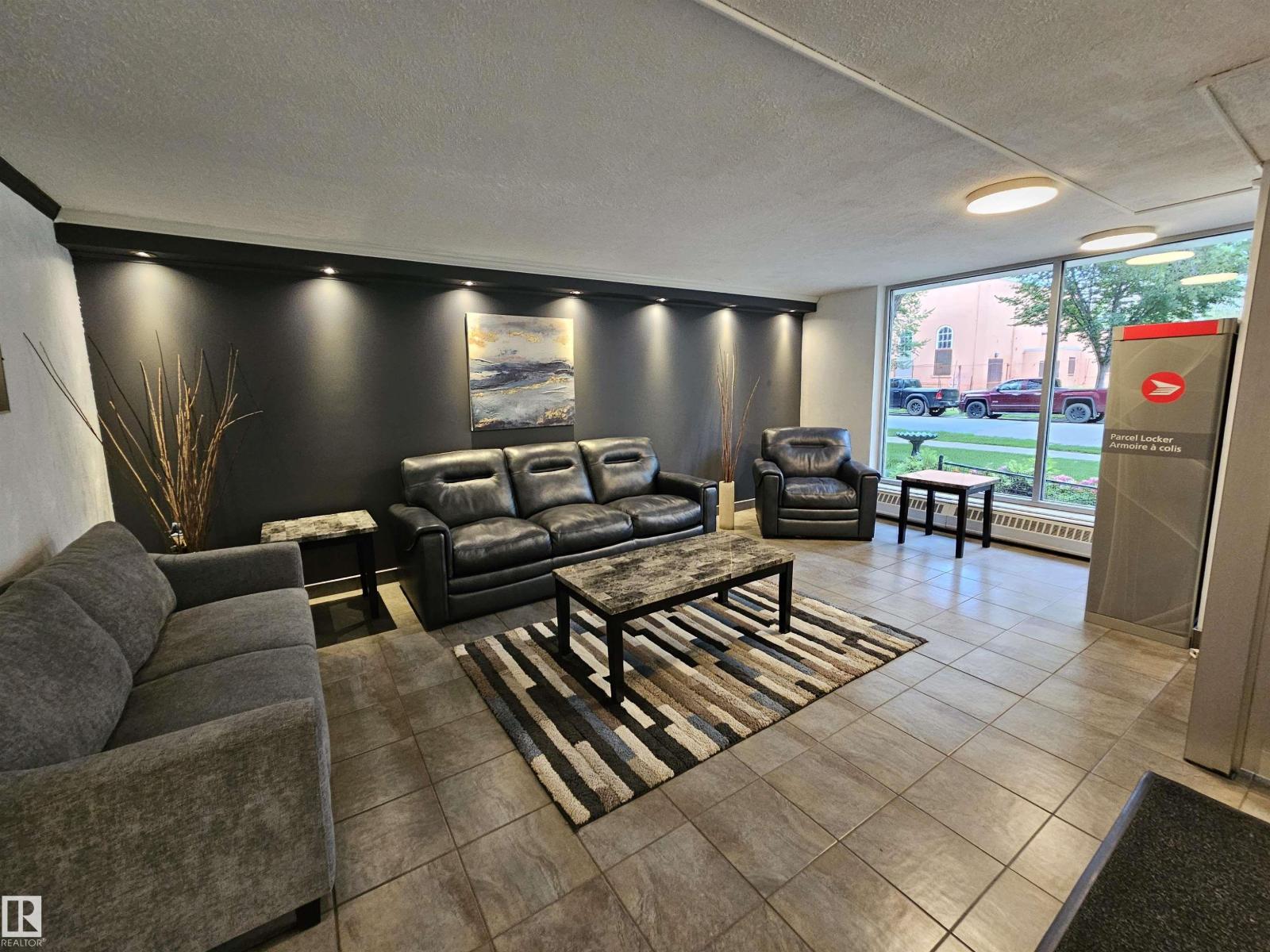 #1403 9816 112 St Nw, Edmonton, Alberta  T5K 1L5 - Photo 4 - E4484122