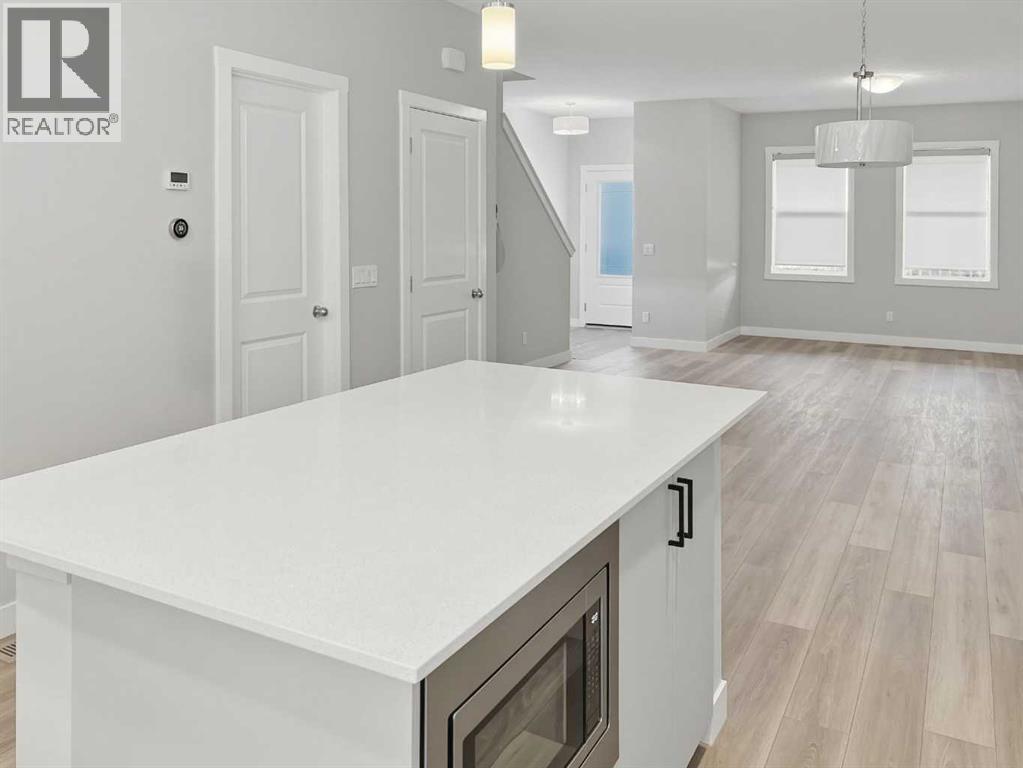 125 Edith Gate Nw, Calgary, Alberta  T3R 1Z2 - Photo 13 - A2295954