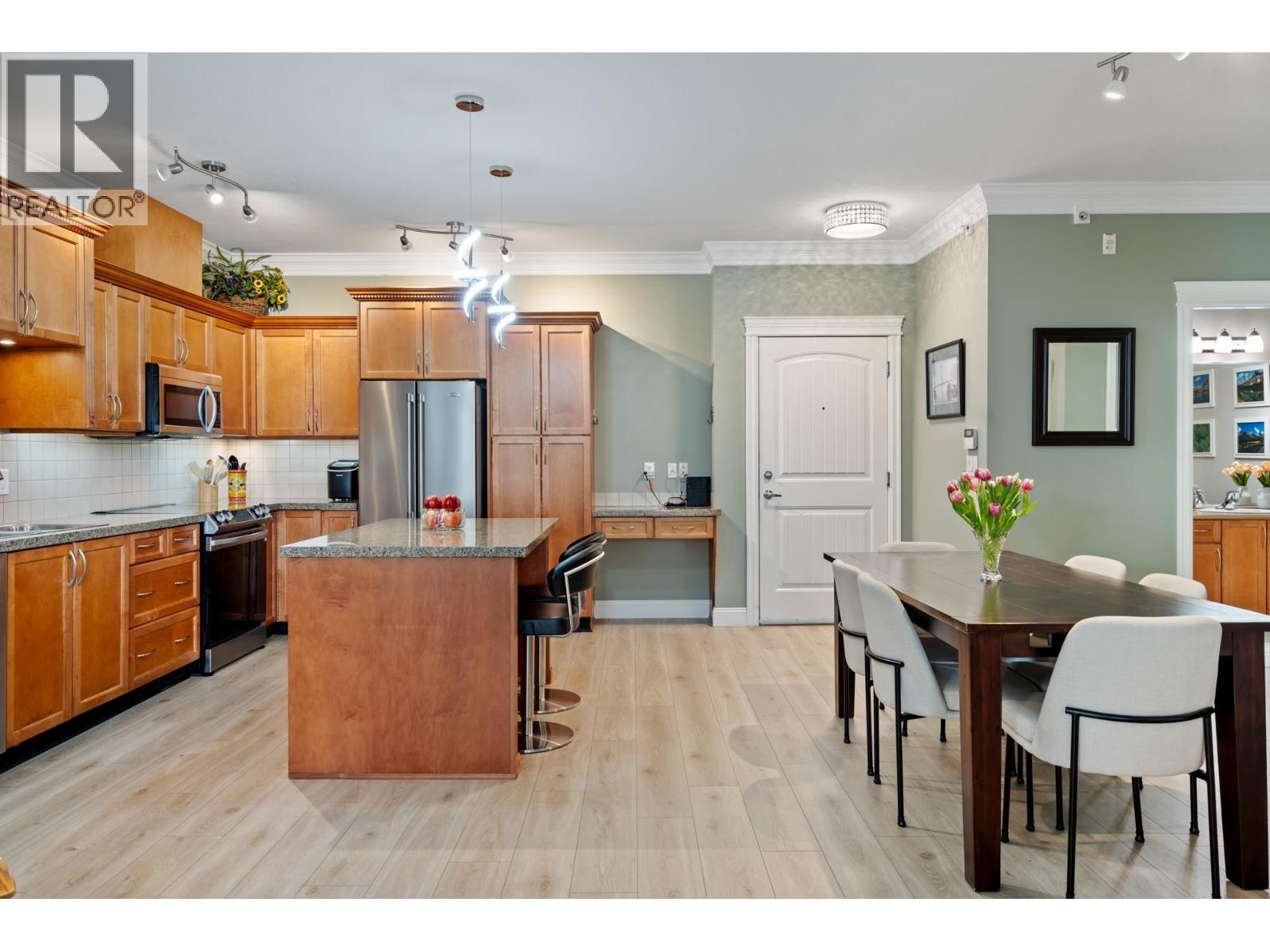 409 22150 Dewdney Trunk Road, Maple Ridge, British Columbia  V2X 3H6 - Photo 4 - R3115596