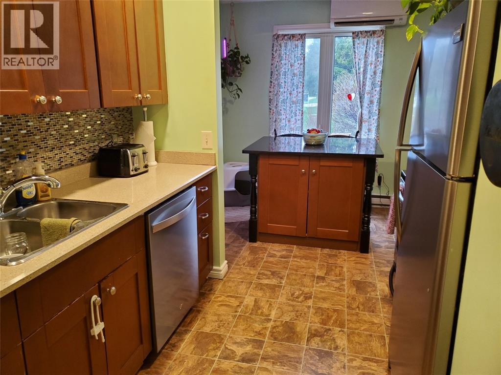 877 Carleton Place Unit# 1, Sarnia, Ontario  N7T 3V8 - Photo 6 - 26008508