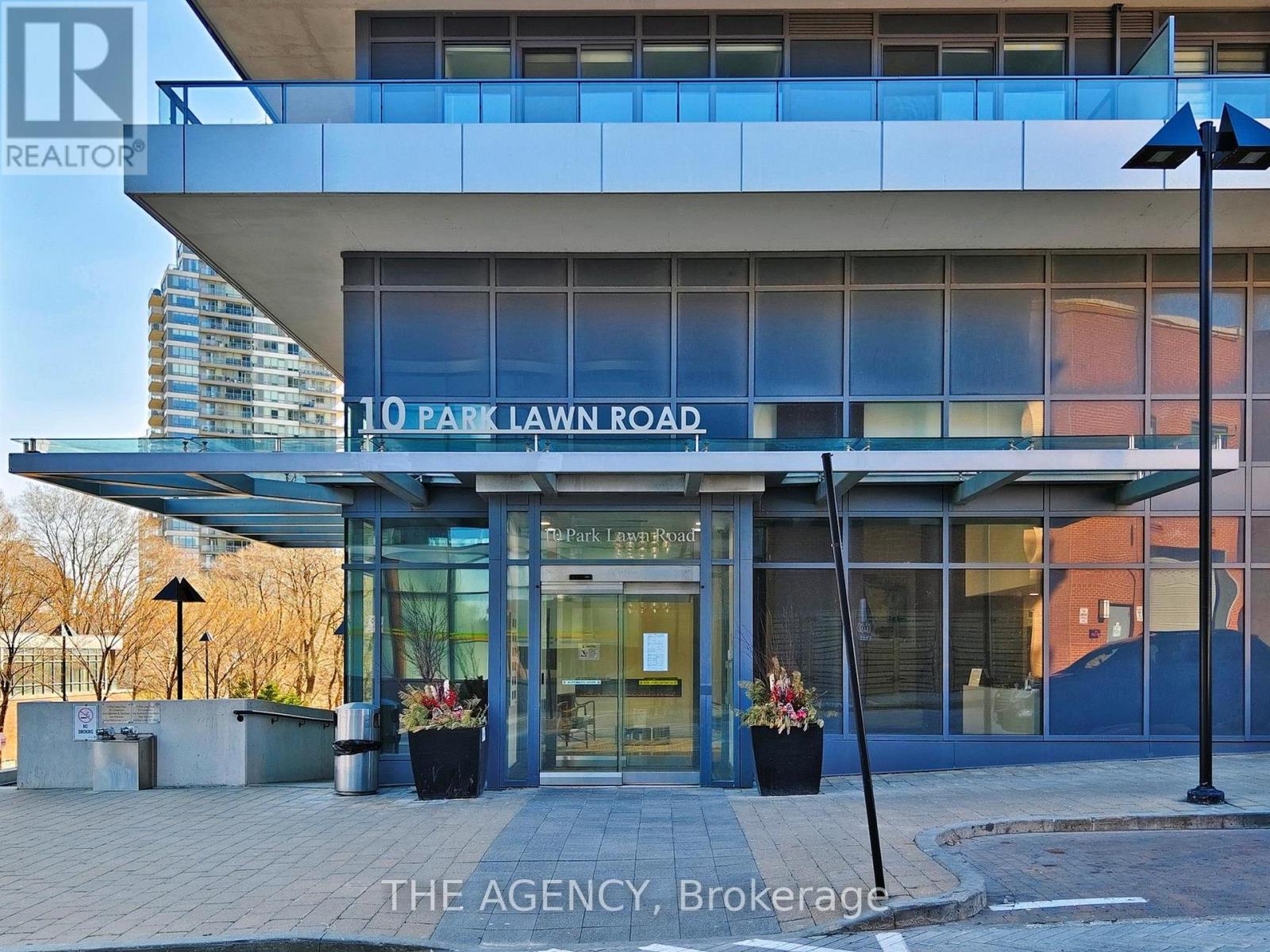 803 - 10 Parklawn Road, Toronto, Ontario  M8Y 3H8 - Photo 2 - W13042466