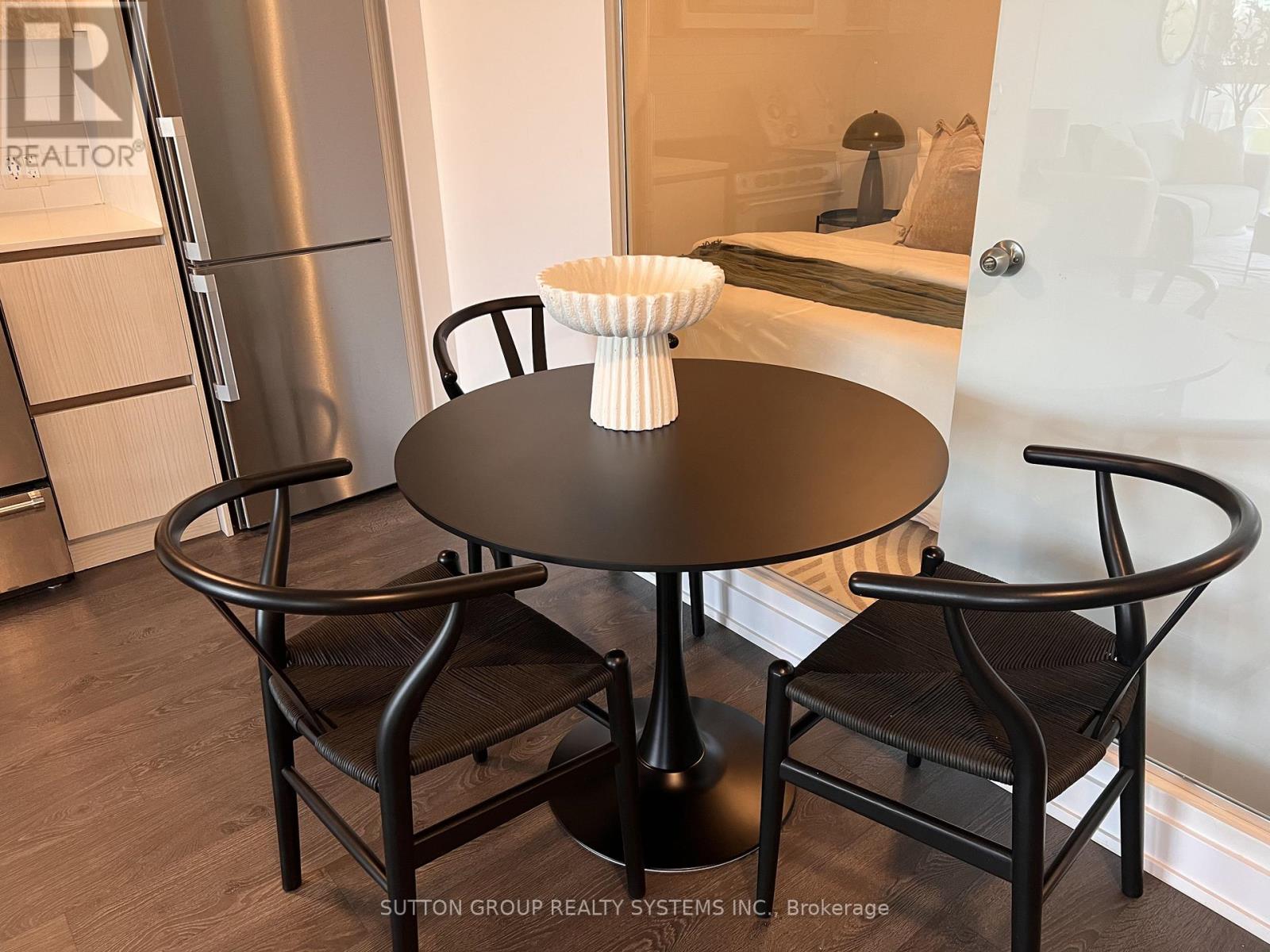 317 - 251 Manitoba Street, Toronto, Ontario  M8Y 0C7 - Photo 3 - W13042480