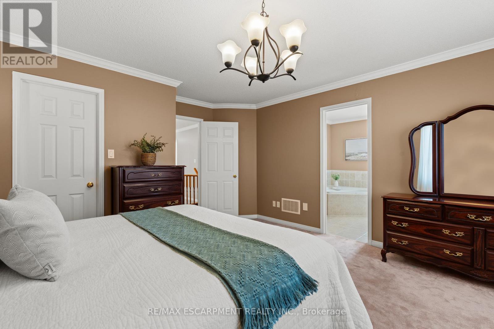 200 Miller Drive, Halton Hills, Ontario  L7G 6N3 - Photo 24 - W13042490