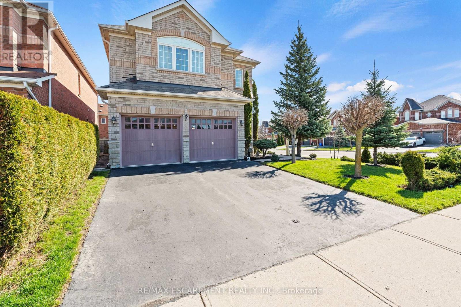 200 Miller Drive, Halton Hills, Ontario  L7G 6N3 - Photo 7 - W13042490