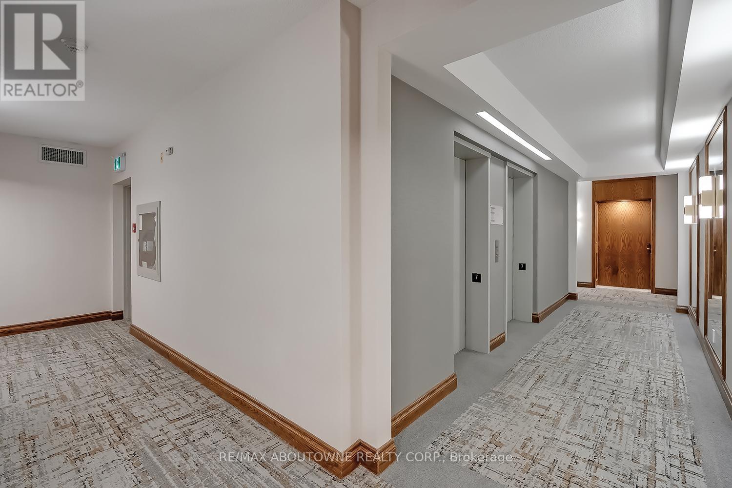 706 - 1901 Pilgrims Way, Oakville, Ontario  L6M 2W9 - Photo 8 - W13042544