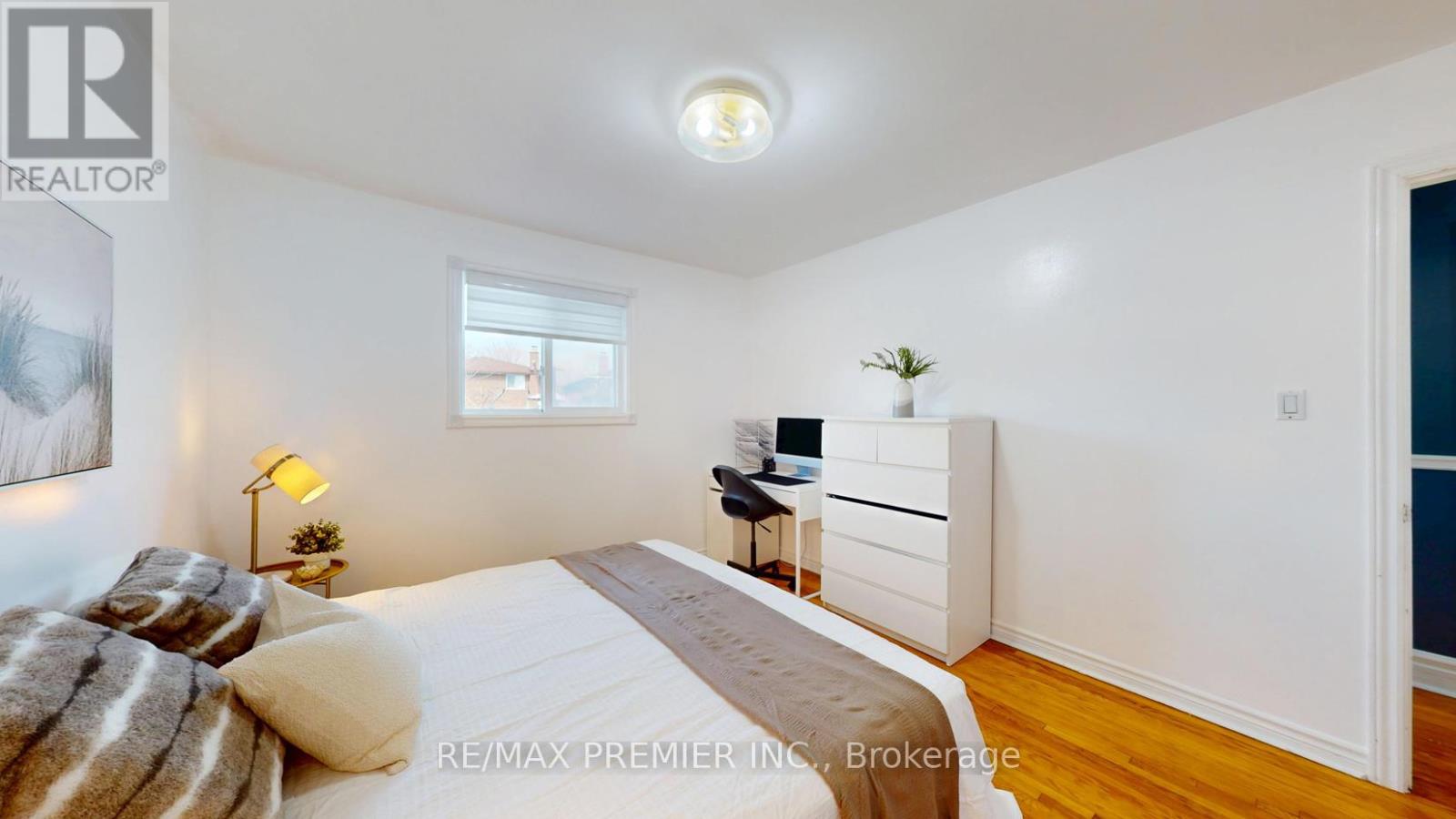 258 Grandravine Drive, Toronto, Ontario  M3N 1J3 - Photo 19 - W13042554