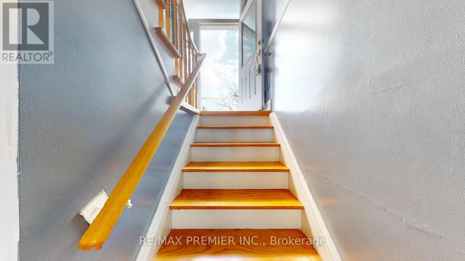 258 Grandravine Drive, Toronto, Ontario  M3N 1J3 - Photo 25 - W13042554