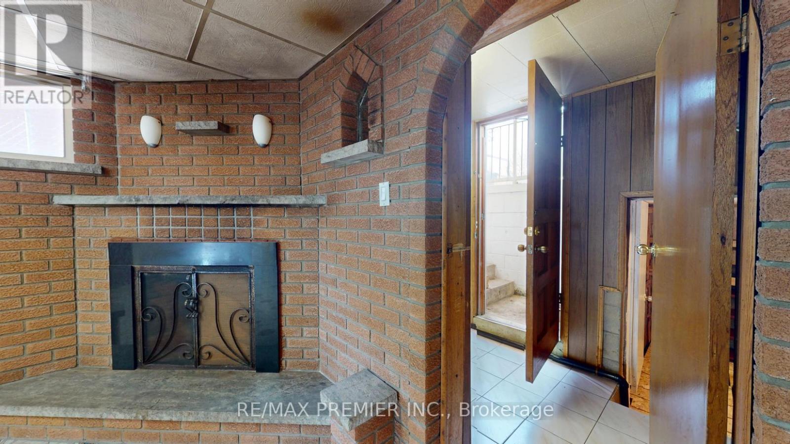 258 Grandravine Drive, Toronto, Ontario  M3N 1J3 - Photo 28 - W13042554