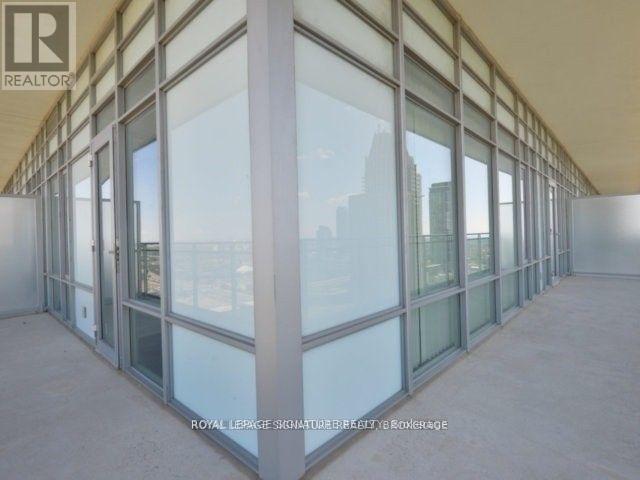2208 - 360 Square One Drive, Mississauga, Ontario  L5B 0G7 - Photo 8 - W13042562