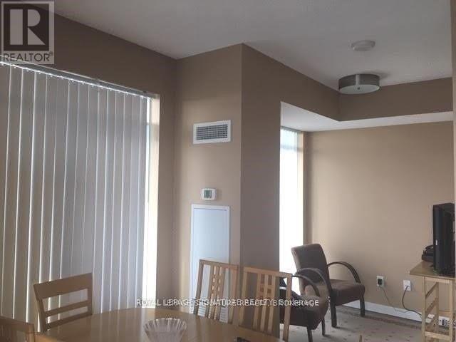 2208 - 360 Square One Drive, Mississauga, Ontario  L5B 0G7 - Photo 9 - W13042562